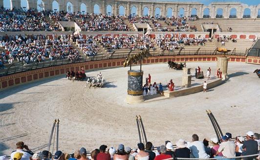 Puy du Fou proche de La Ferme de La Maison Neuve à La Ferrière en Vendée