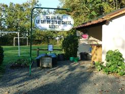 Emplacements camping pour tente et caravane à la ferme de la Maison Neuve à La Ferrière en Vendée