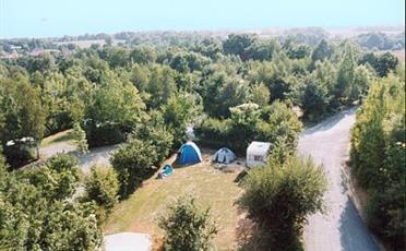 Emplacements camping pour tente et caravane à la ferme de la Maison Neuve à La Ferrière en Vendée - Accueil paysan - La Maison Neuve - La Ferrière