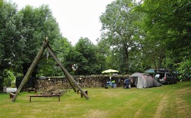 Emplacements camping pour tente et caravane à la ferme de la Maison Neuve à La Ferrière en Vendée - Accueil paysan - La Maison Neuve - La Ferrière
